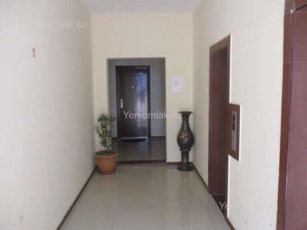 Satılır 2 otaqlı yeni tikili 72 m²