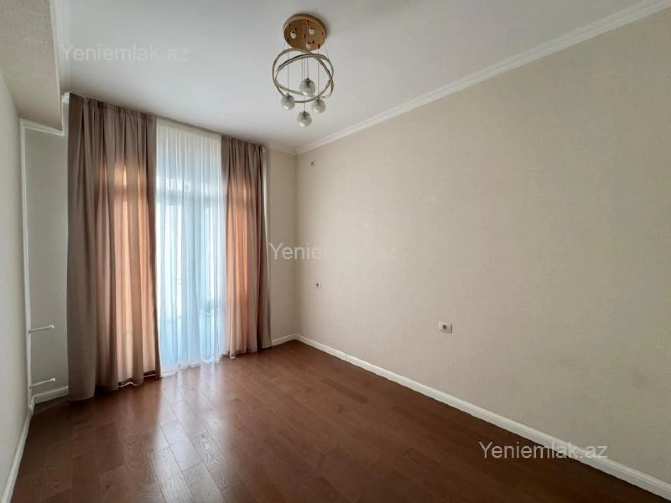 Satılır 3 otaqlı yeni tikili 70 m²