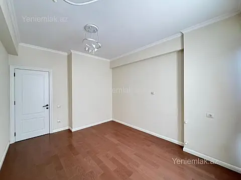 Satılır 3 otaqlı yeni tikili 70 m²