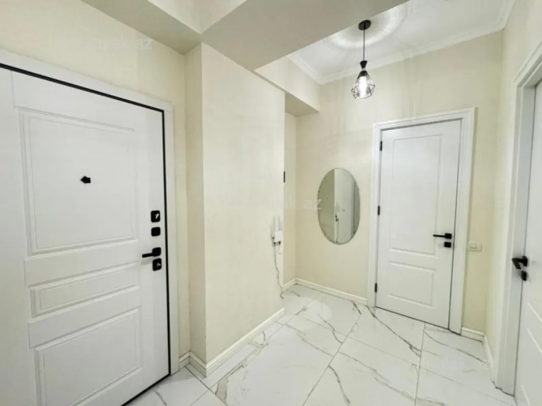 Satılır 3 otaqlı yeni tikili 70 m²