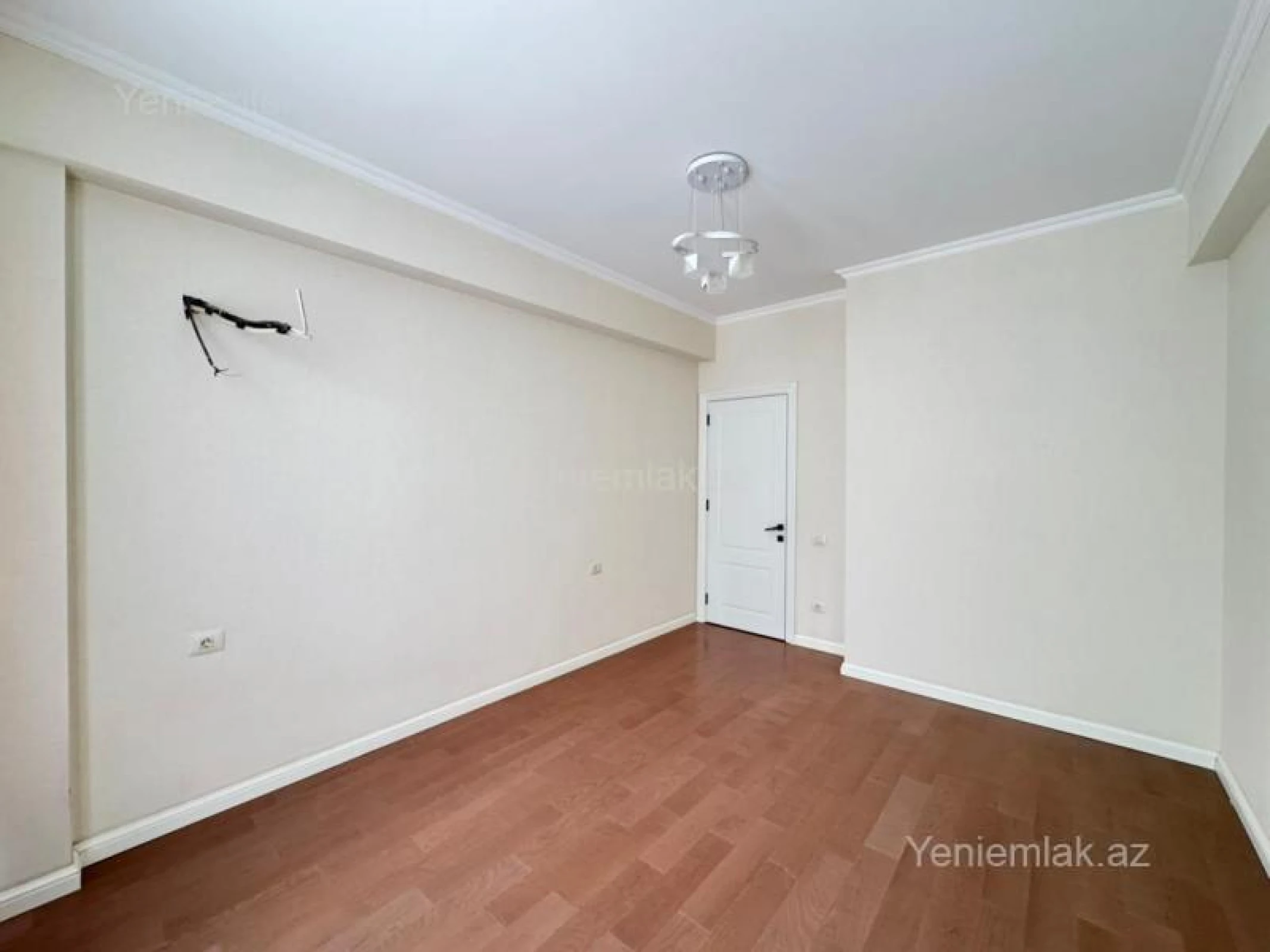 Satılır 3 otaqlı yeni tikili 70 m²
