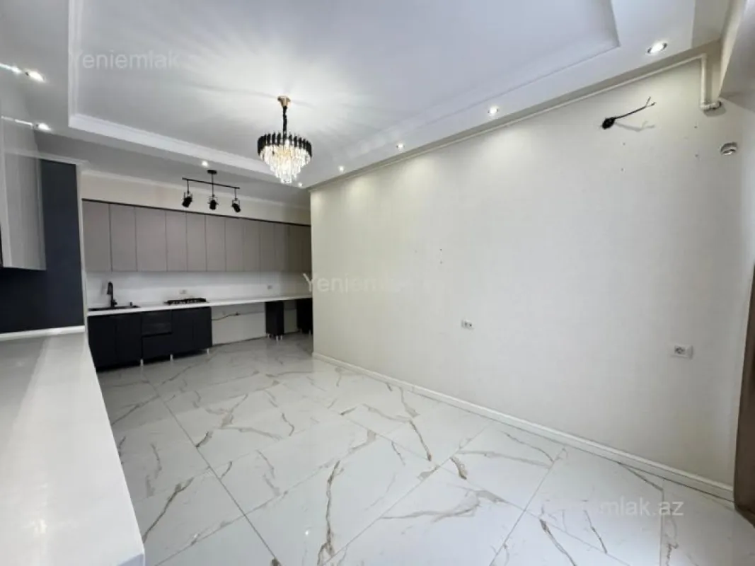 Satılır 3 otaqlı yeni tikili 70 m²