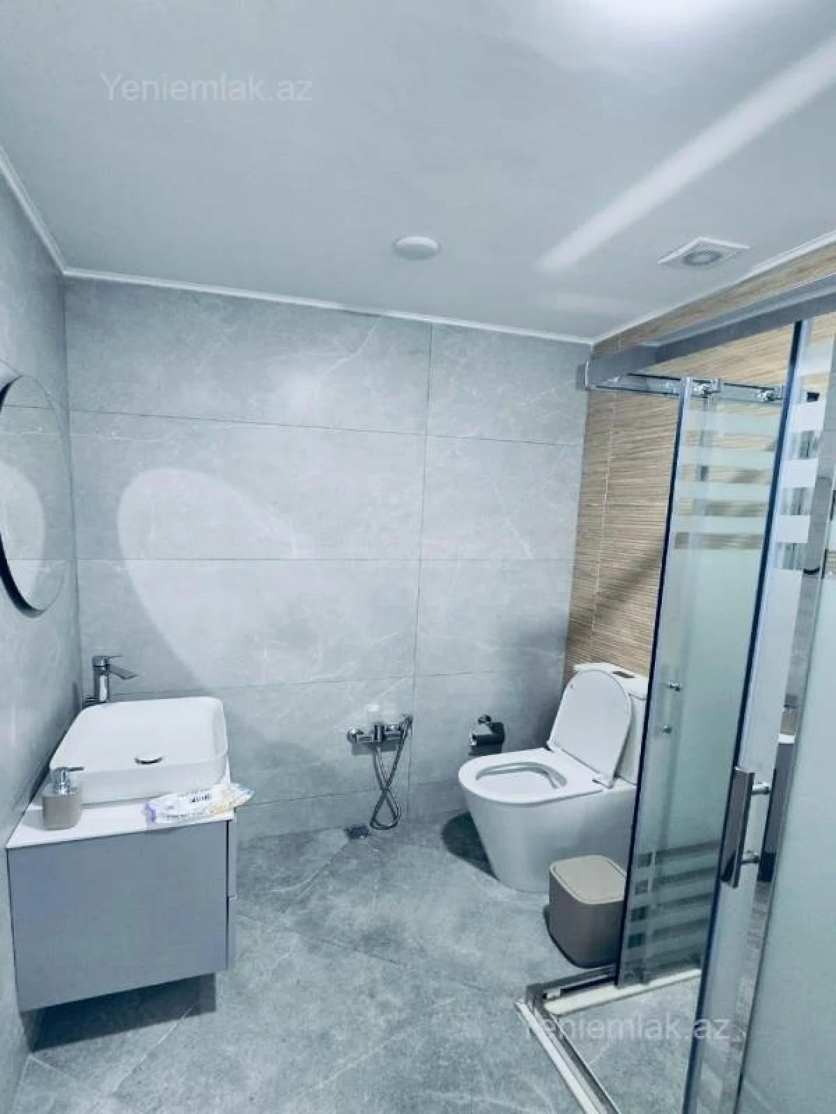 Satılır 2 otaqlı yeni tikili 82.5 m²