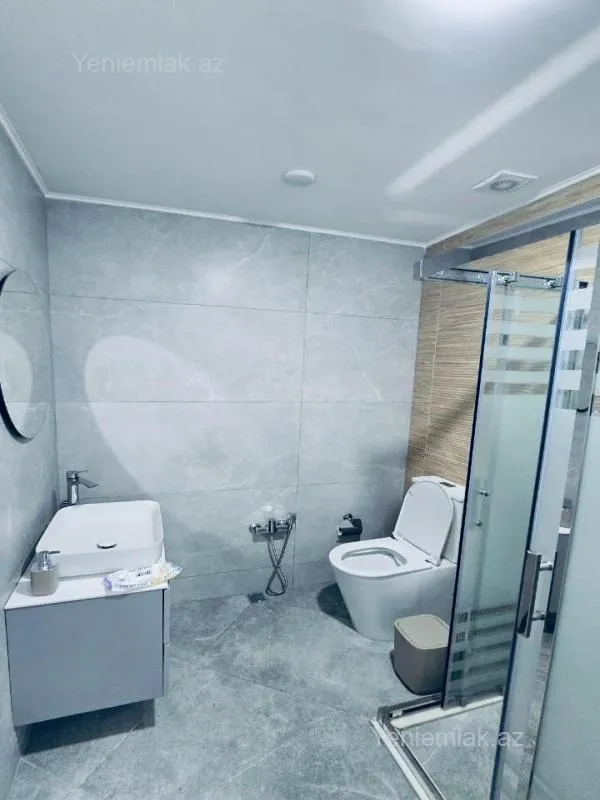 Satılır 2 otaqlı yeni tikili 82.5 m²