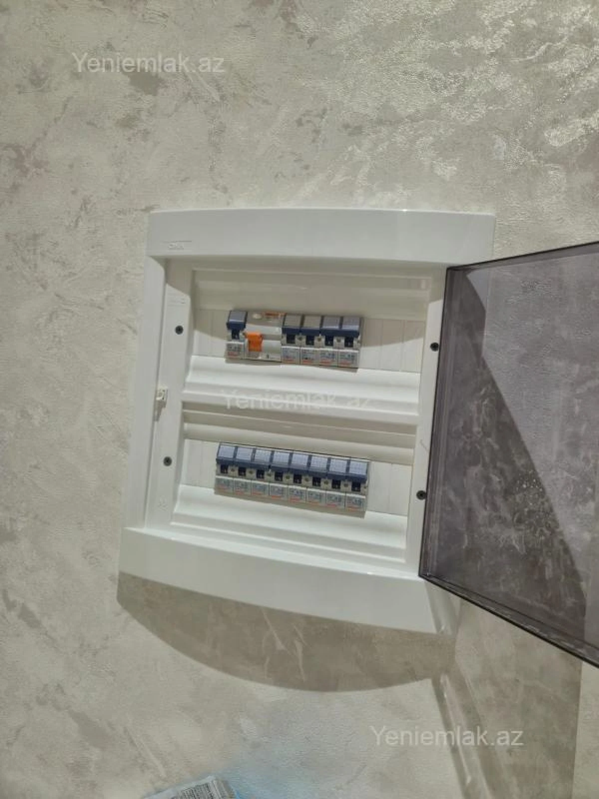 Satılır 3 otaqlı yeni tikili 100 m²