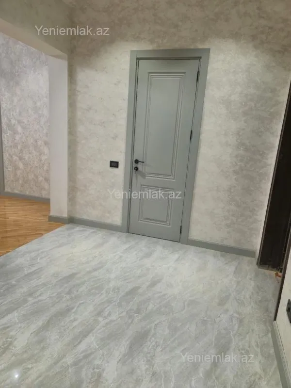 Satılır 3 otaqlı yeni tikili 100 m²