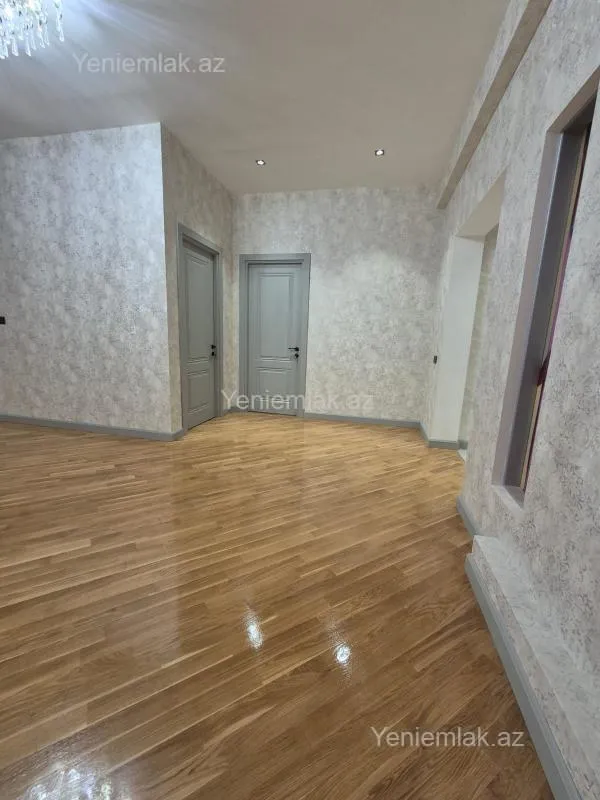 Satılır 3 otaqlı yeni tikili 100 m²