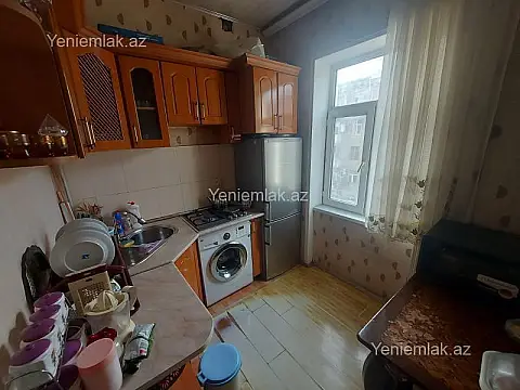 Satılır 2 otaqlı köhnə tikili 60 m²