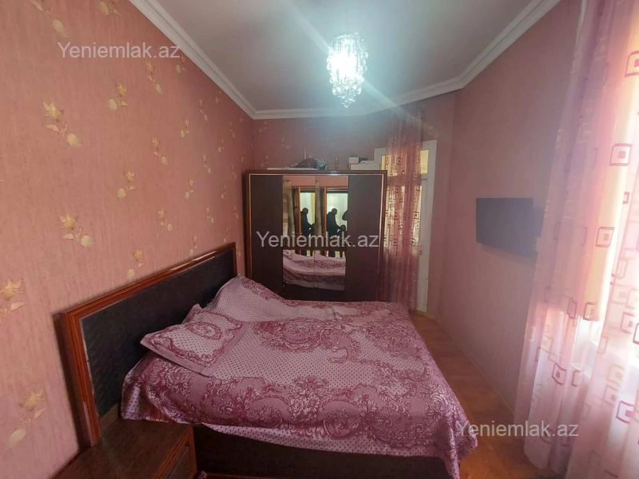 Satılır 2 otaqlı köhnə tikili 60 m²