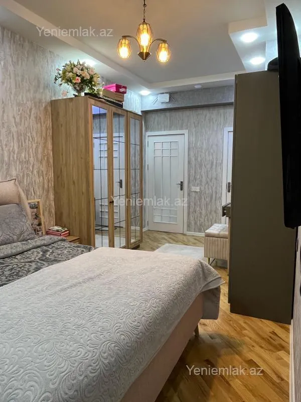 Satılır 3 otaqlı yeni tikili 95 m²