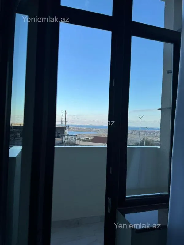 Satılır 3 otaqlı yeni tikili 140 m²