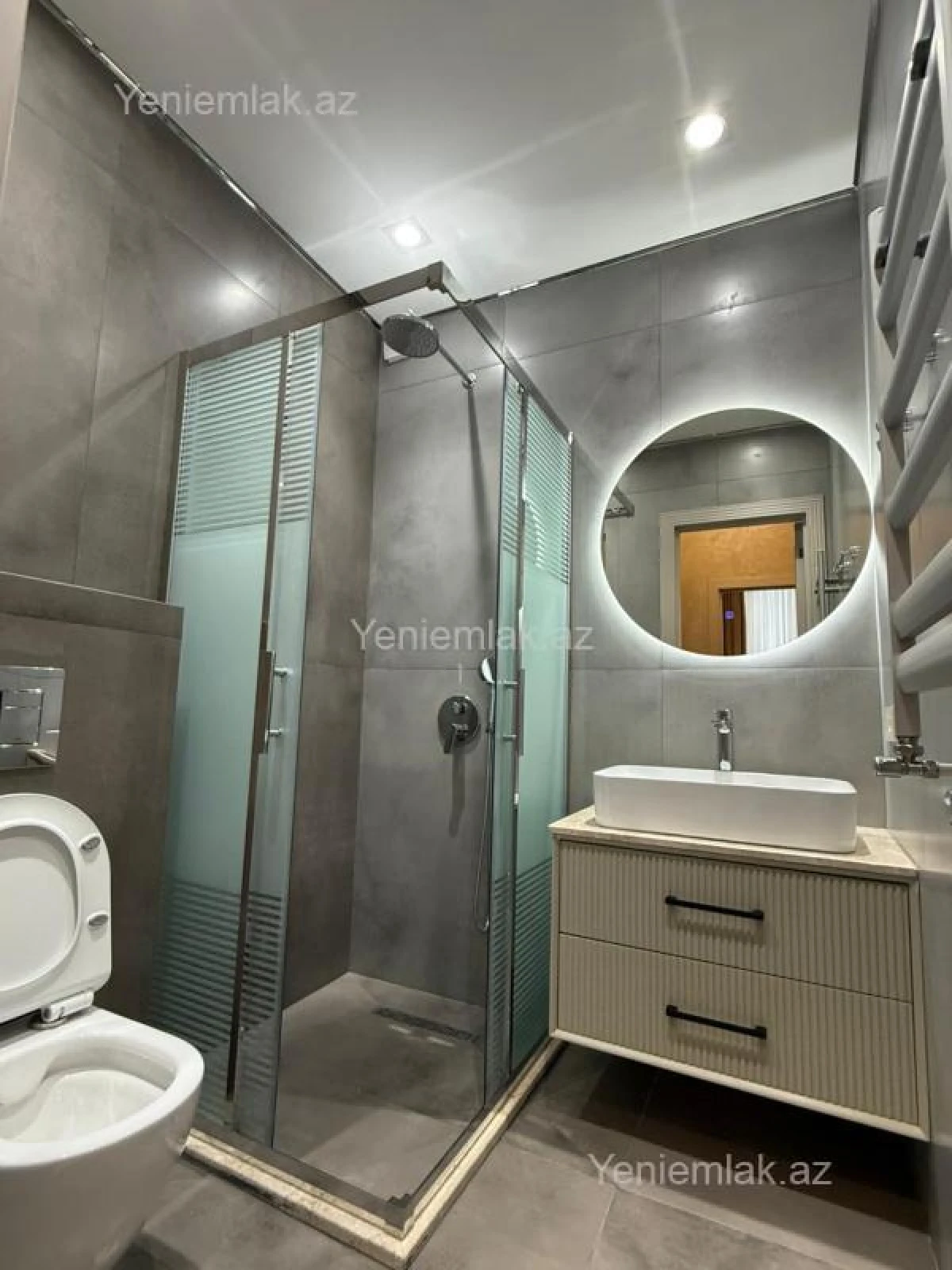 Satılır 3 otaqlı yeni tikili 140 m²