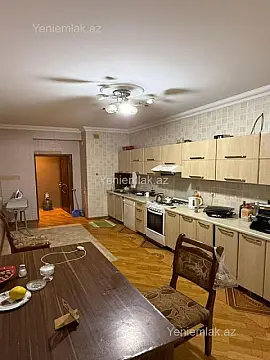 Satılır 3 otaqlı yeni tikili 132 m²