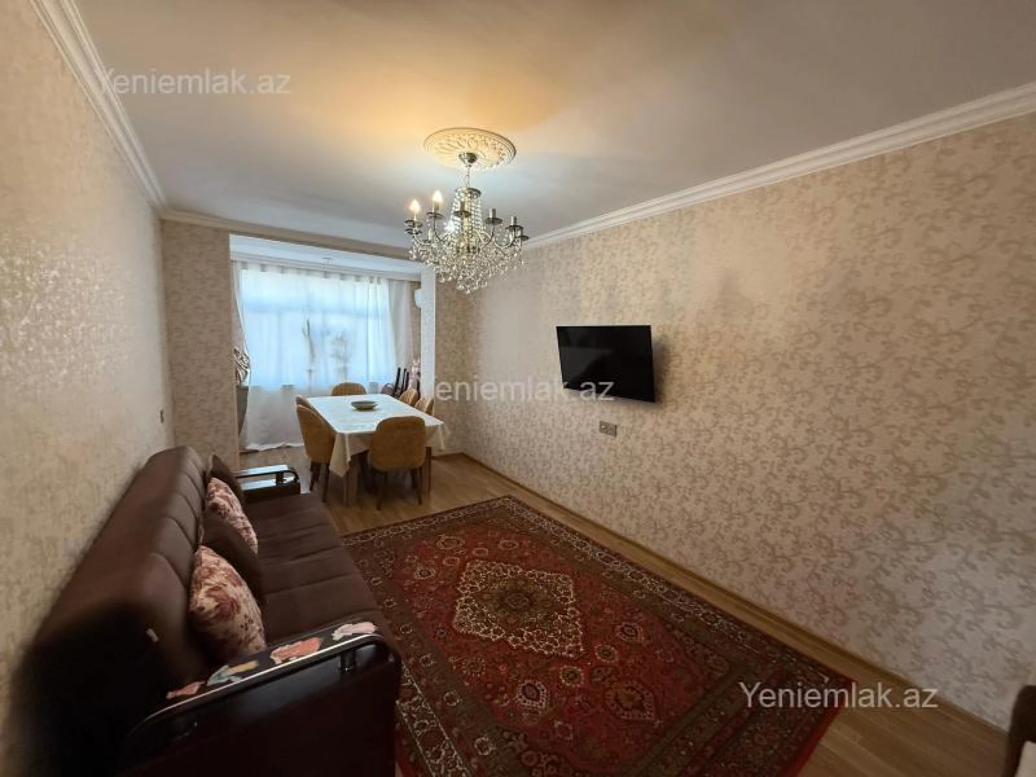 Satılır 4 otaqlı köhnə tikili 110 m²