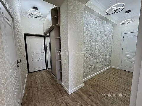 Satılır 3 otaqlı yeni tikili 74 m²