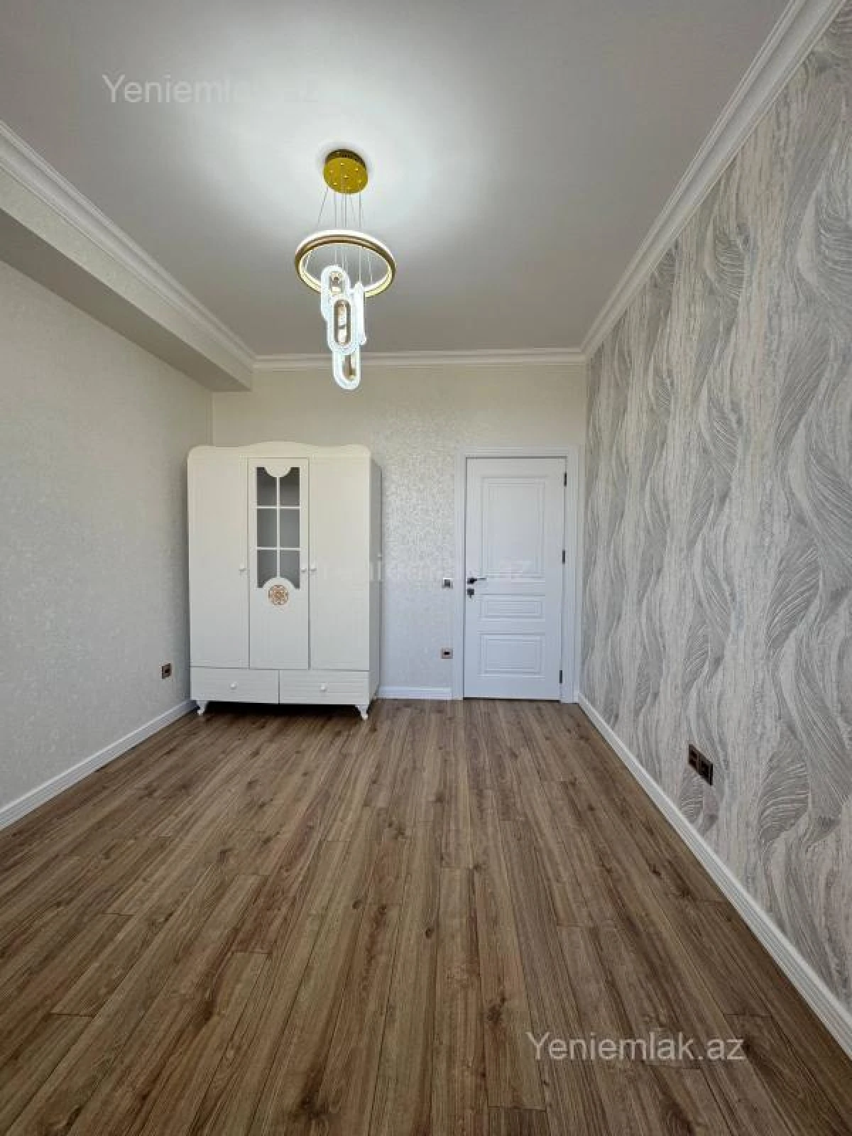 Satılır 3 otaqlı yeni tikili 74 m²