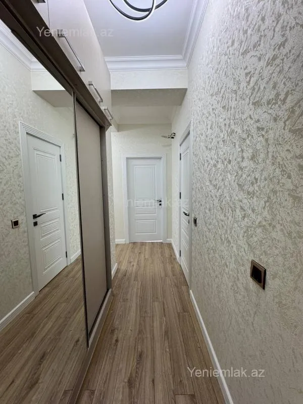 Satılır 3 otaqlı yeni tikili 74 m²