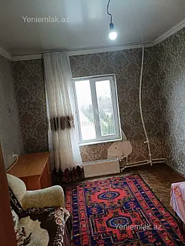 Satılır 3 otaqlı köhnə tikili 80 m²