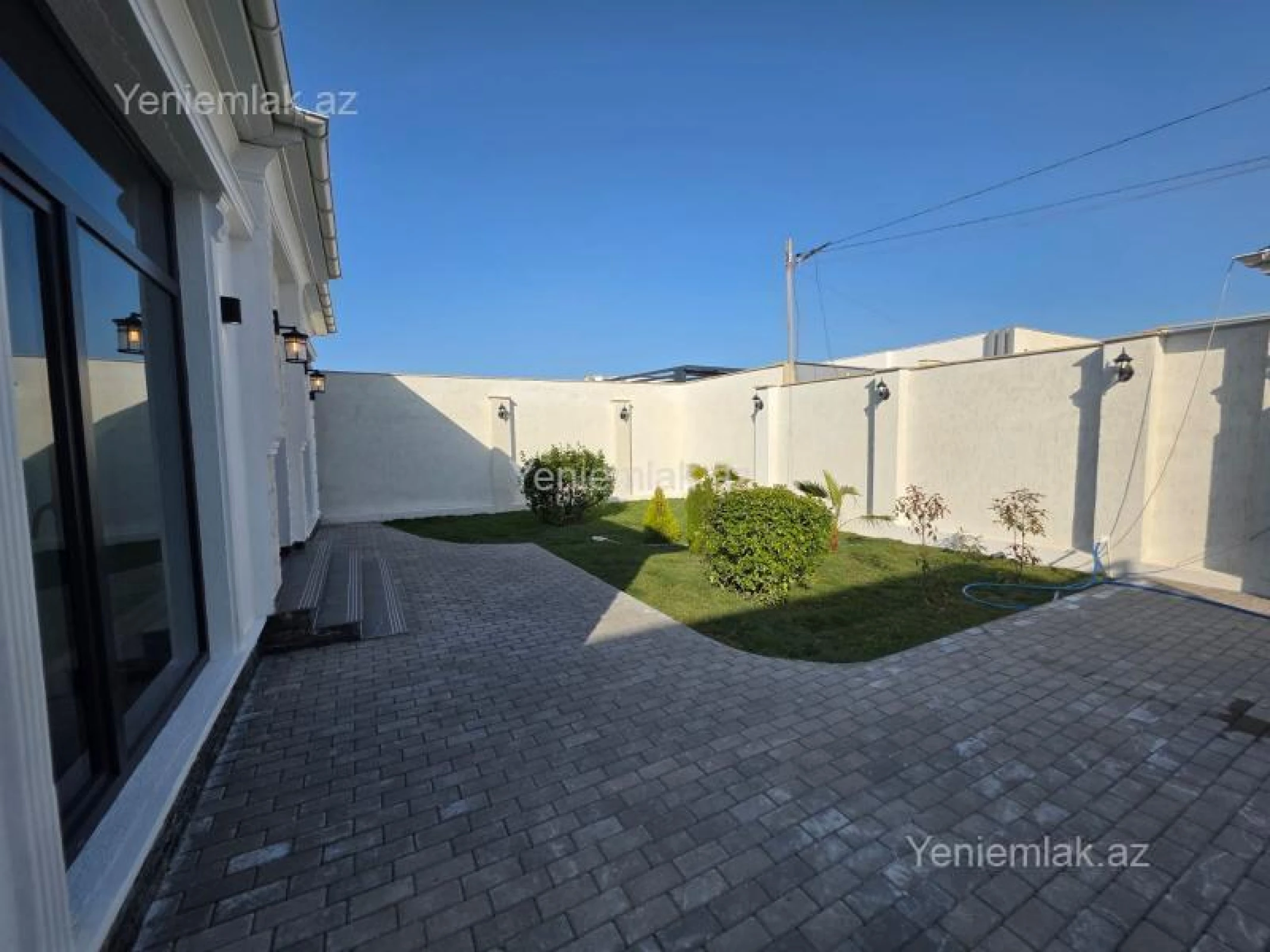 Satılır 4 otaqlı həyət evi 130 m²