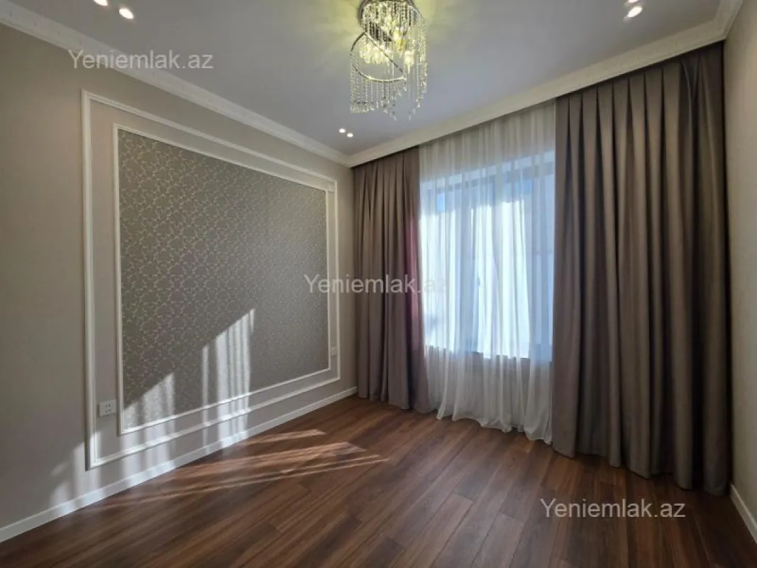 Satılır 4 otaqlı həyət evi 130 m²