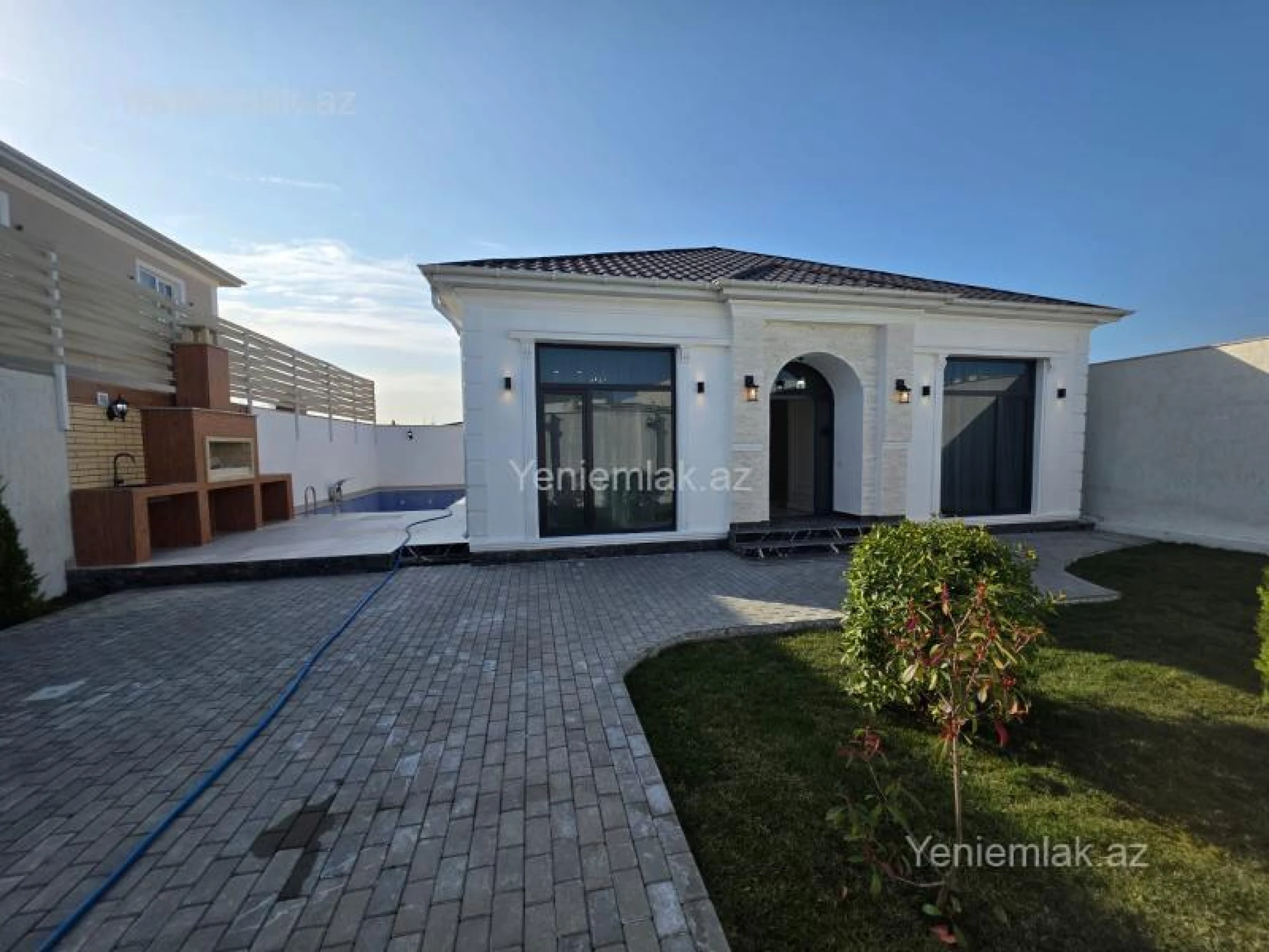 Satılır 4 otaqlı həyət evi 130 m²