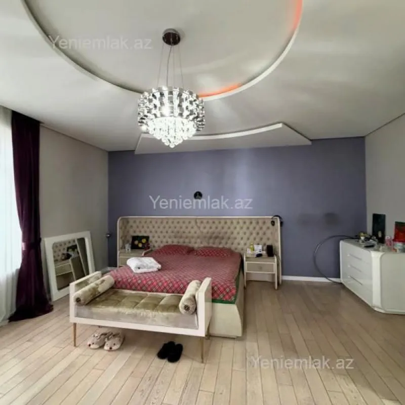 Satılır 3 otaqlı yeni tikili 160 m²