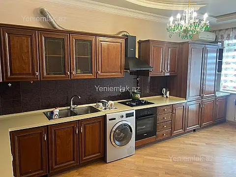 Satılır 5 otaqlı yeni tikili 186 m²
