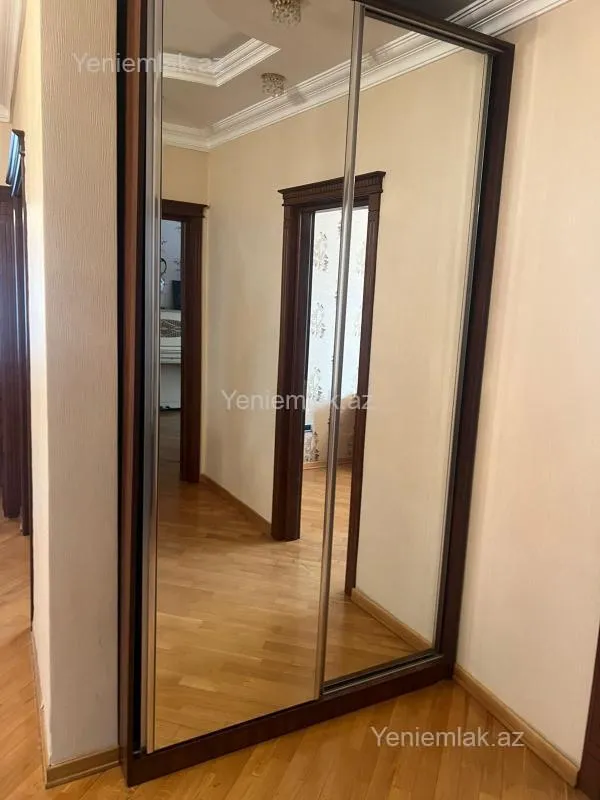 Satılır 5 otaqlı yeni tikili 186 m²