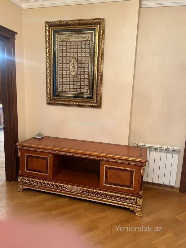 Satılır 5 otaqlı yeni tikili 186 m²