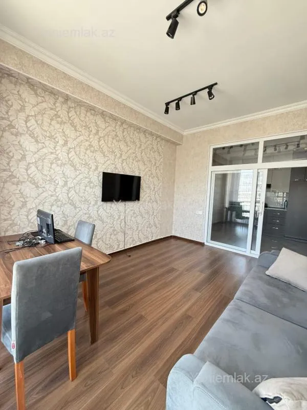 Satılır 2 otaqlı yeni tikili 56 m²