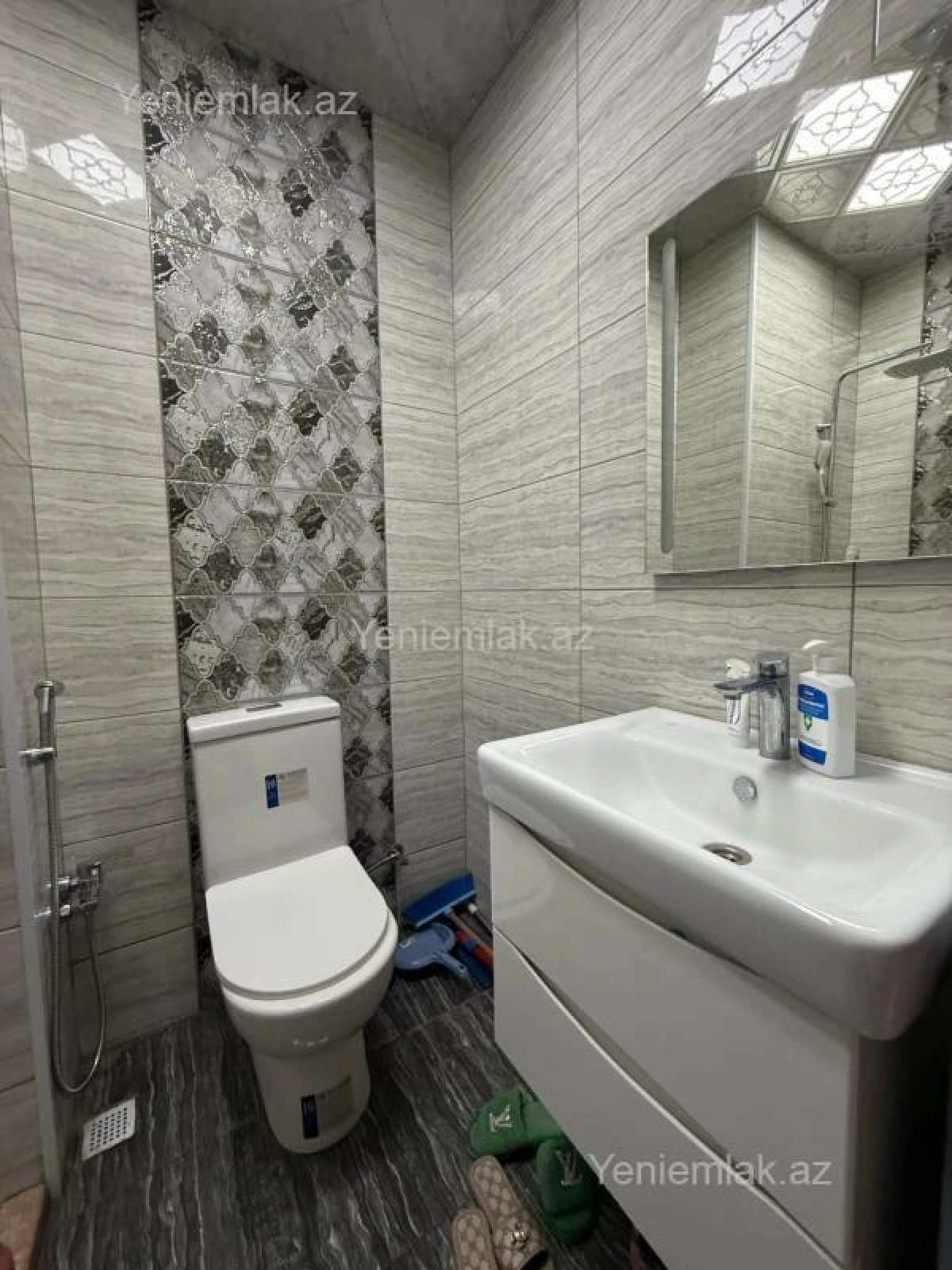 Satılır 2 otaqlı yeni tikili 56 m²