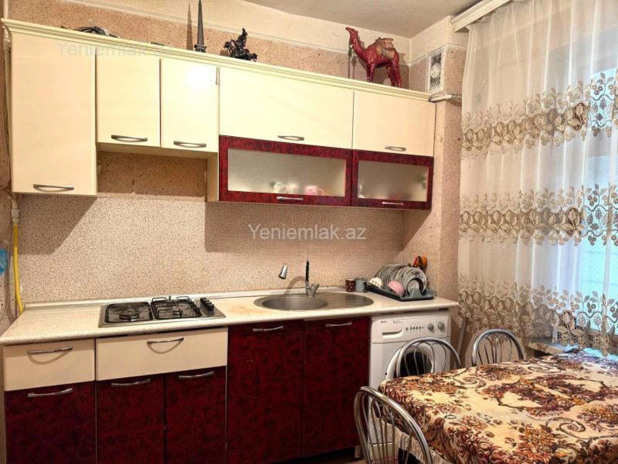 Satılır 3 otaqlı yeni tikili 85 m²