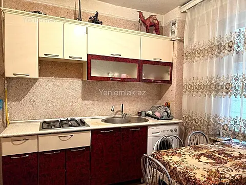 Satılır 3 otaqlı yeni tikili 85 m²