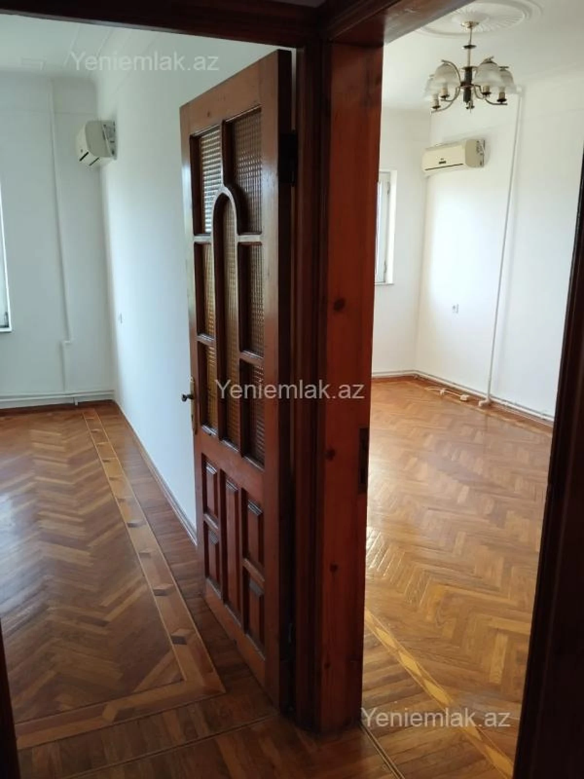Satılır 3 otaqlı köhnə tikili 75 m²