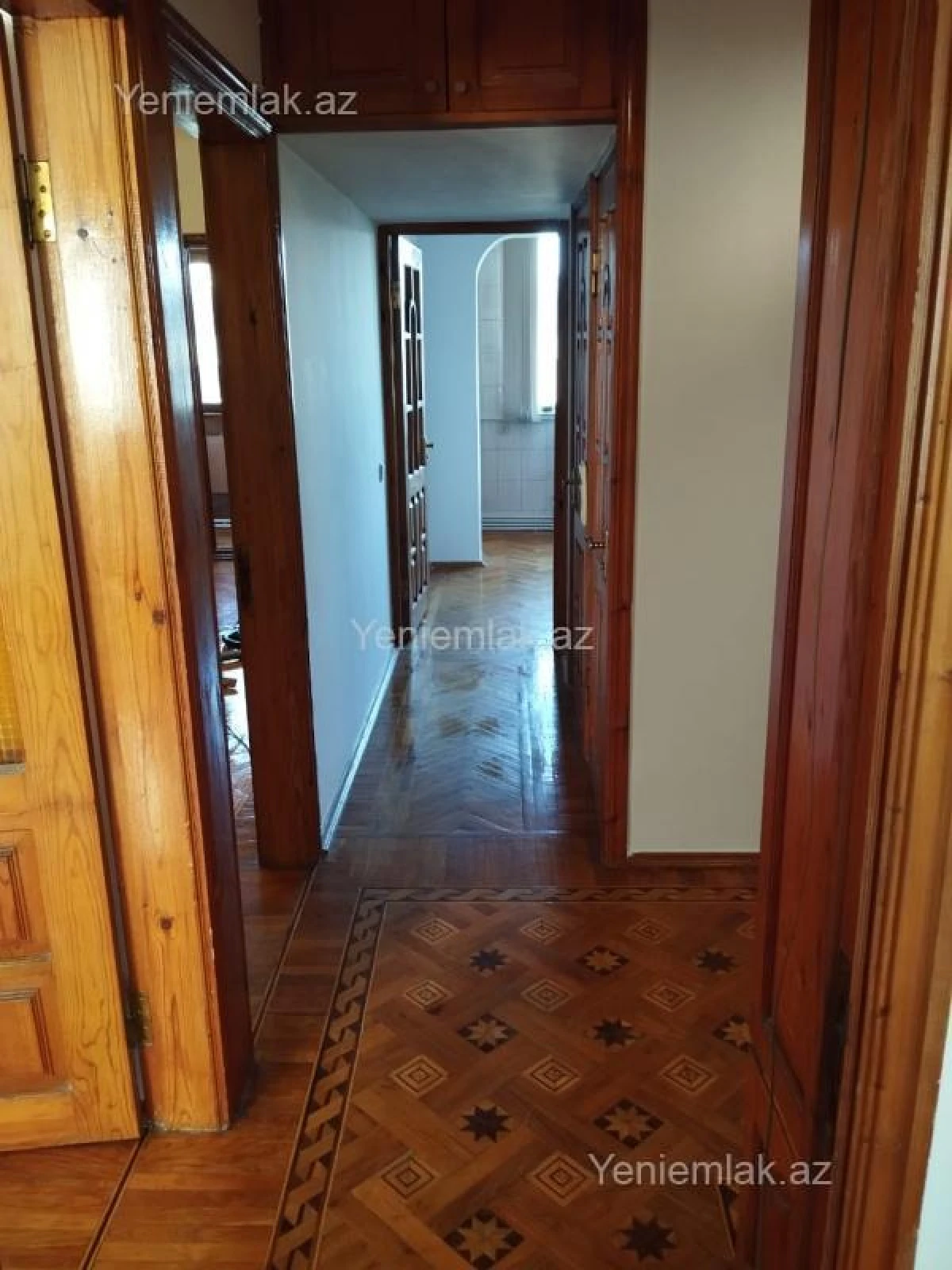 Satılır 3 otaqlı köhnə tikili 75 m²