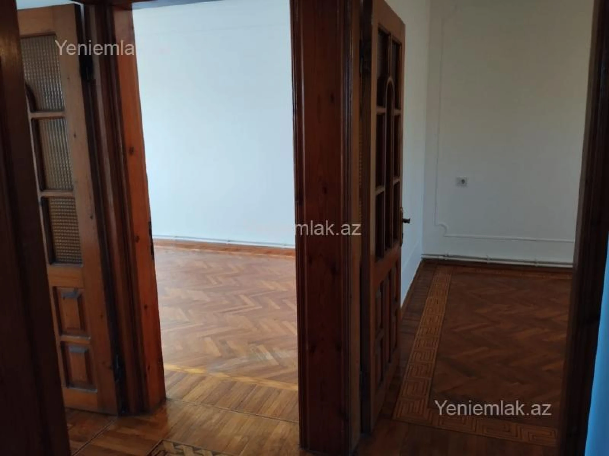 Satılır 3 otaqlı köhnə tikili 75 m²