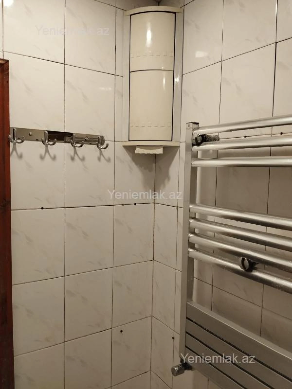 Satılır 3 otaqlı köhnə tikili 75 m²
