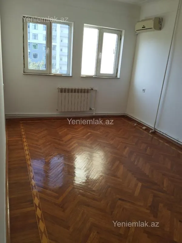 Satılır 3 otaqlı köhnə tikili 75 m²