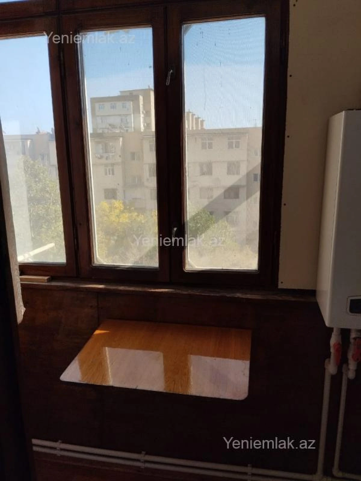 Satılır 3 otaqlı köhnə tikili 75 m²