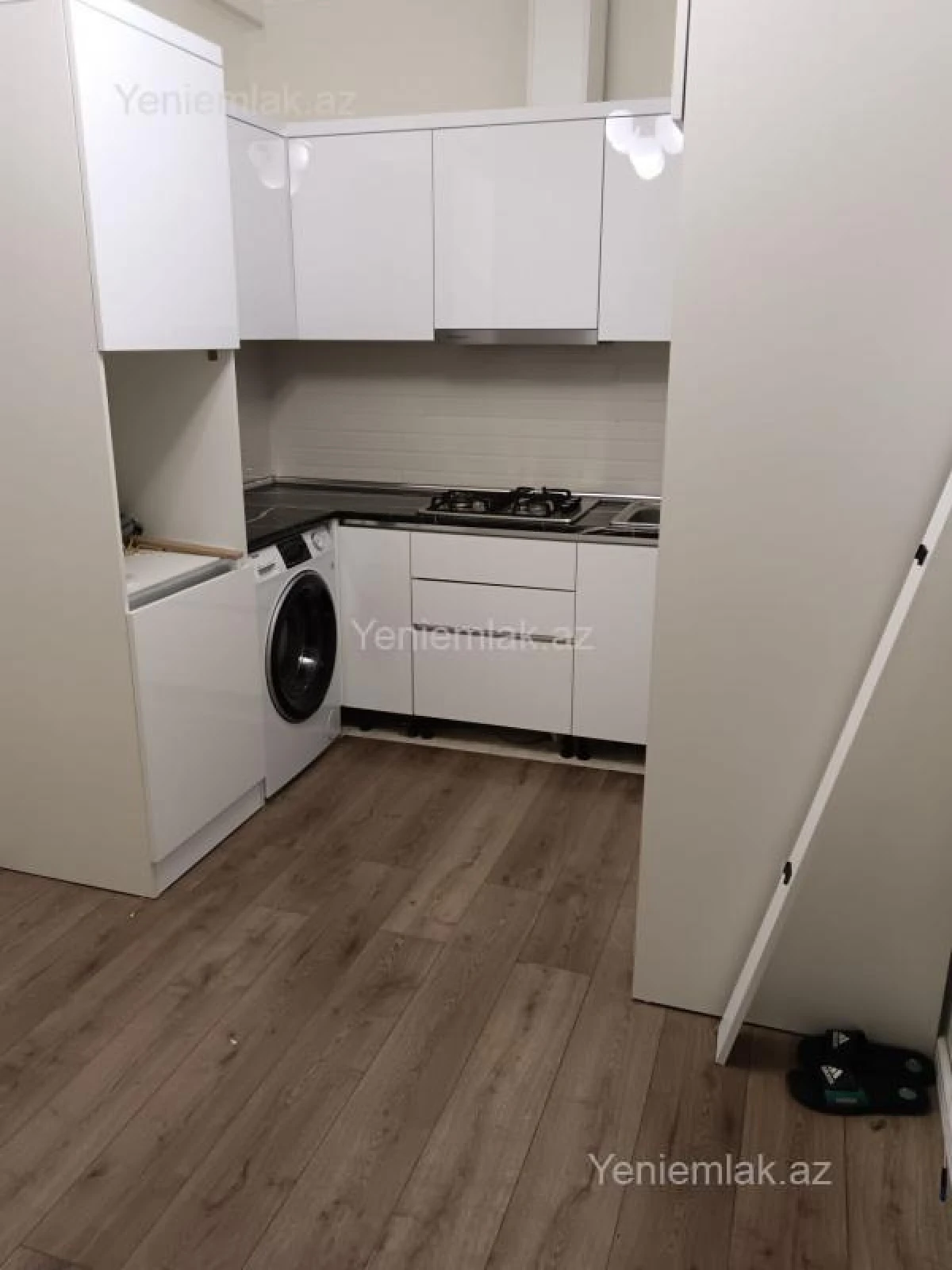Satılır 2 otaqlı yeni tikili 74 m²