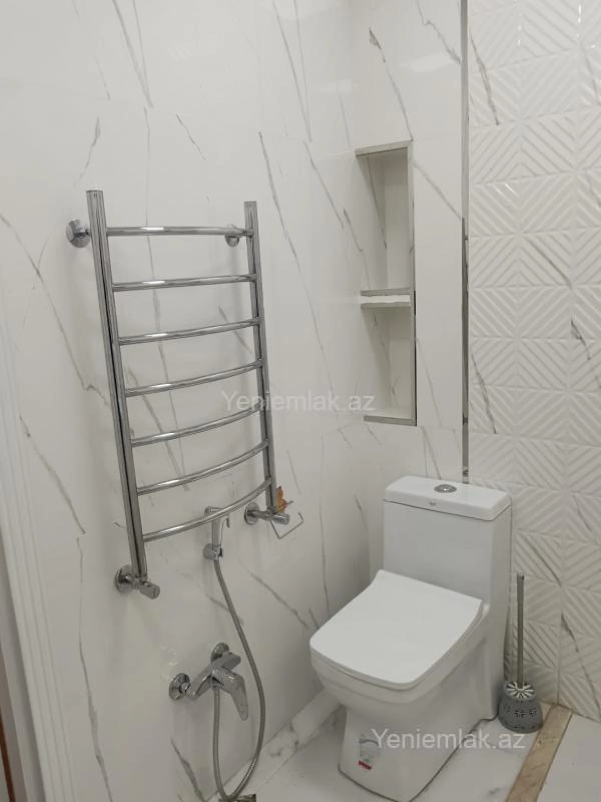 Satılır 2 otaqlı yeni tikili 74 m²