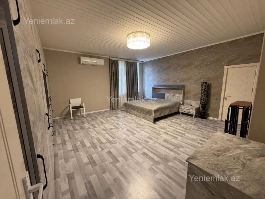 Satılır 7 otaqlı həyət evi 600 m²