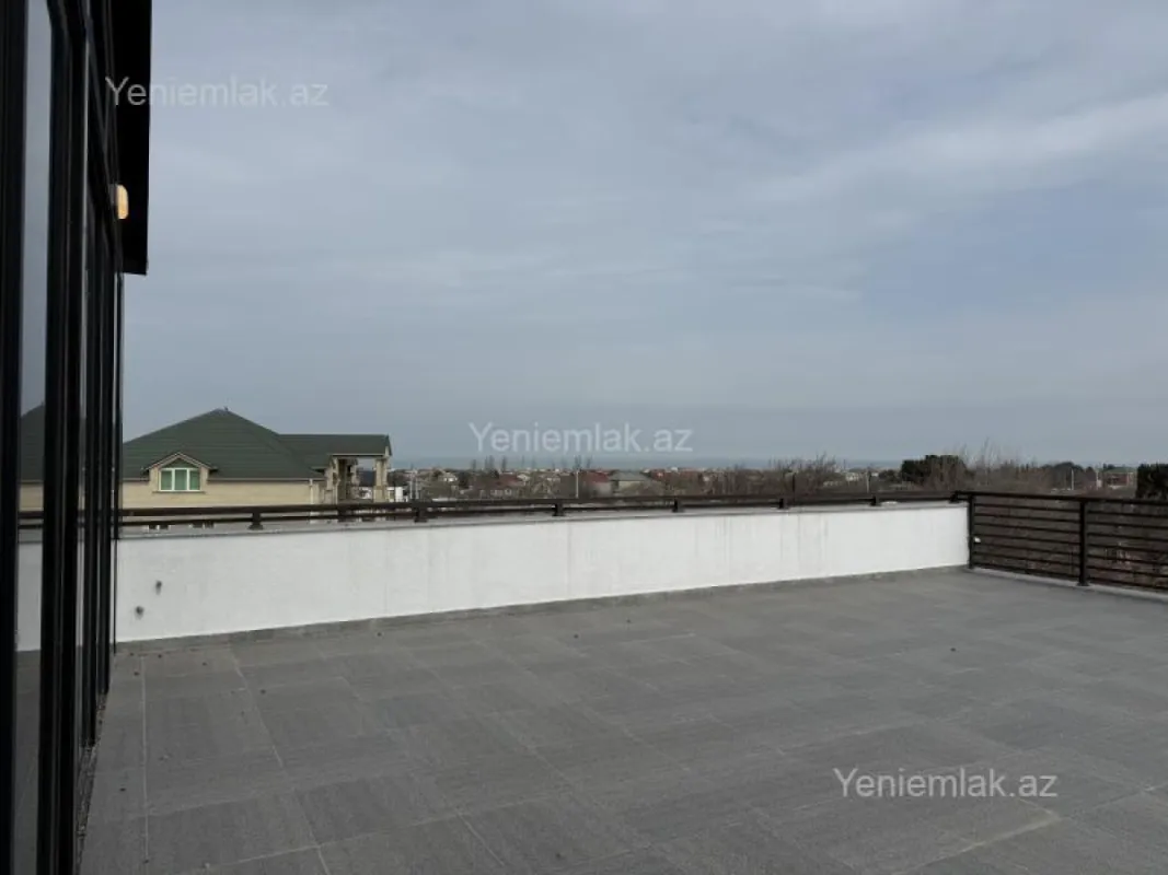 Satılır 7 otaqlı həyət evi 600 m²