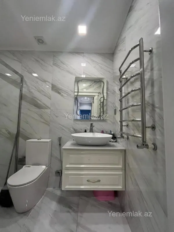 Satılır 3 otaqlı yeni tikili 95 m²