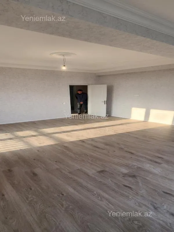 Satılır 2 otaqlı yeni tikili 99 m²
