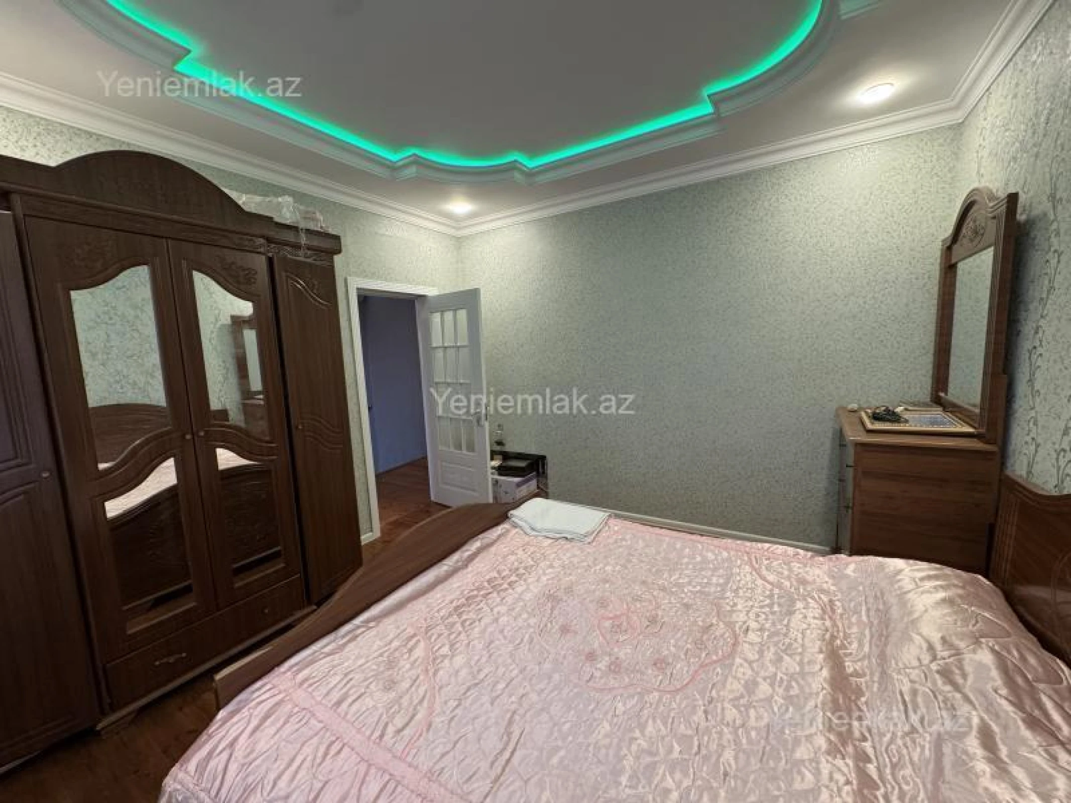 Satılır 4 otaqlı həyət evi 154 m²