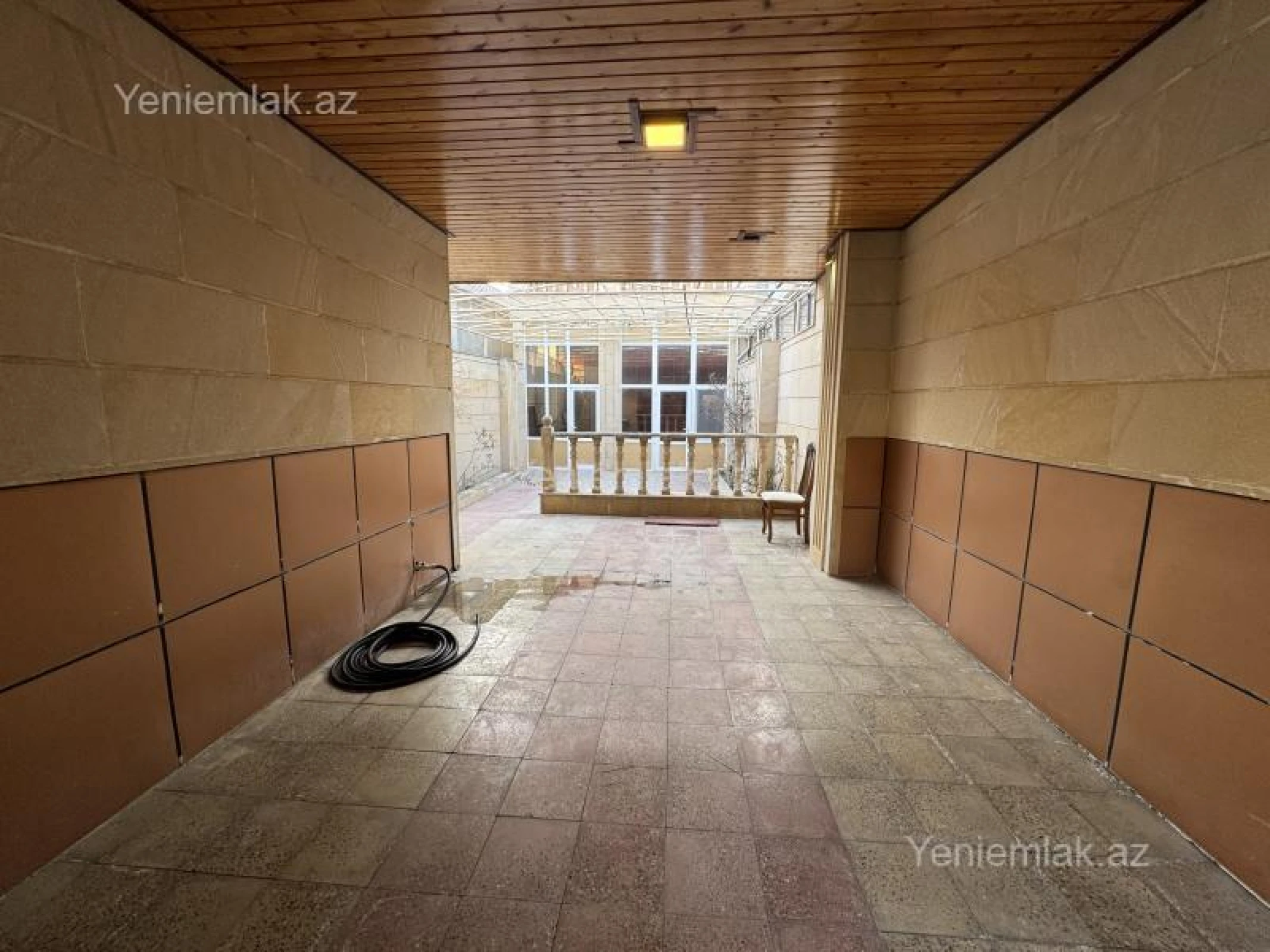 Satılır 4 otaqlı həyət evi 154 m²