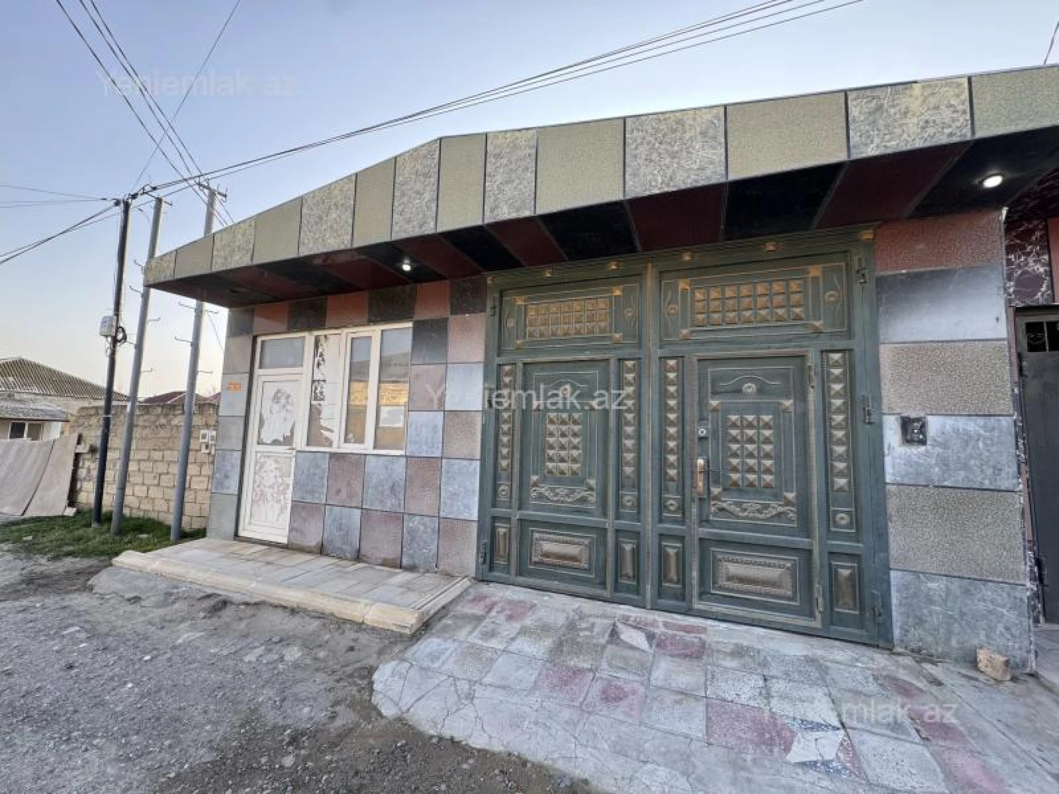 Satılır 4 otaqlı həyət evi 154 m²