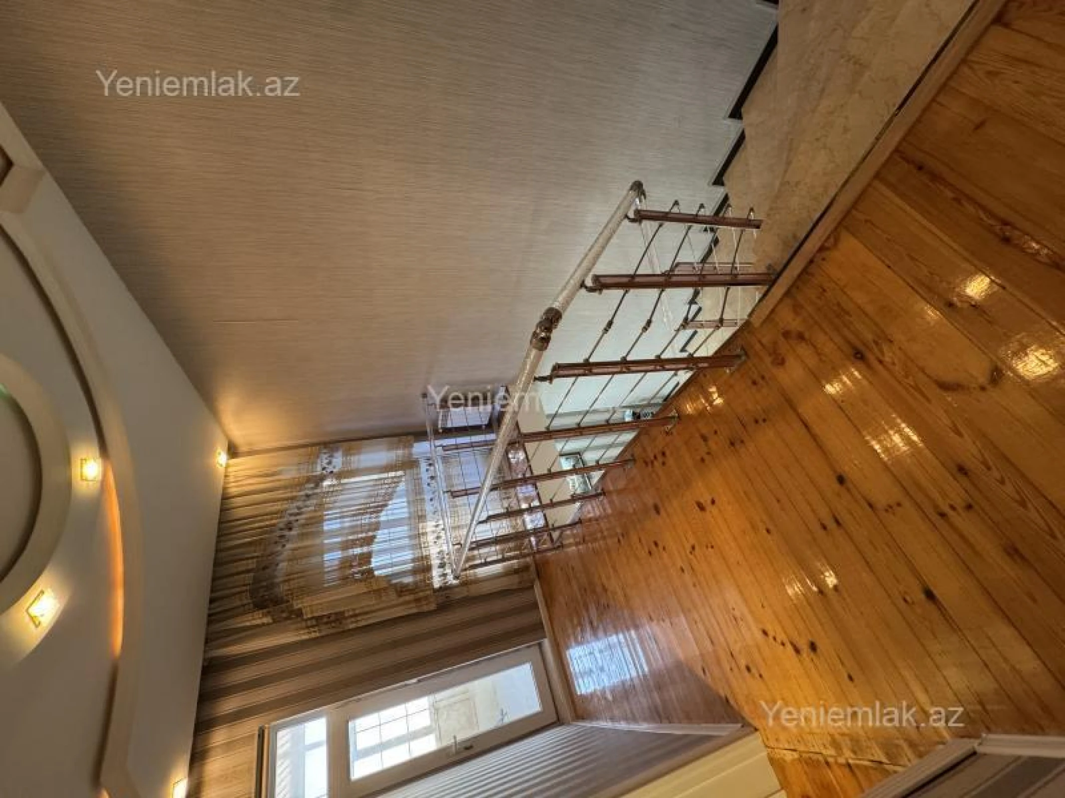 Satılır 4 otaqlı həyət evi 154 m²