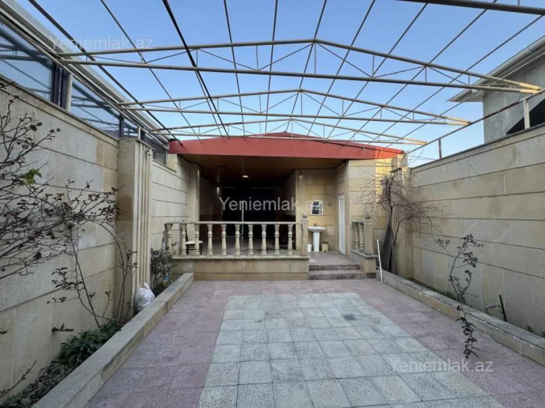 Satılır 4 otaqlı həyət evi 154 m²